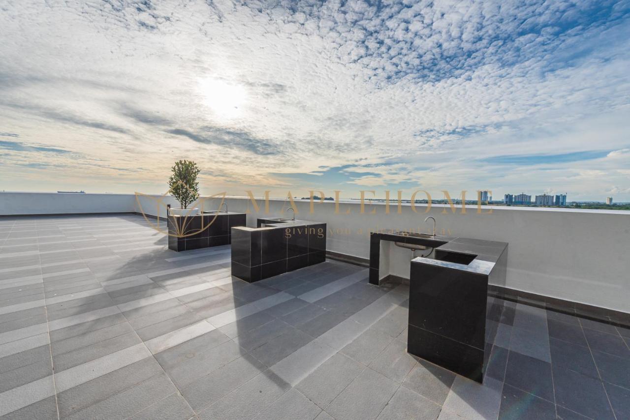 Amber Cove Premier Suites Melaka Bagian luar foto