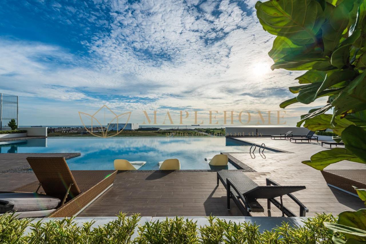 Amber Cove Premier Suites Melaka Bagian luar foto